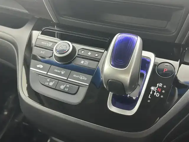 ホンダ フリード ハイブリット G ホンダセンシング 埼玉県 2019(平31)年 2.7万km プレミアムスパークルブラックパール 純正９型ナビ　フリップダウンモニター　バックカメラ　両側パワースライドドア　シートヒーター　ホンダセンシング　ＬＥＤヘッドライト　ビルトインETC　フォグランプ　スマートキー　フロアマット　禁煙車