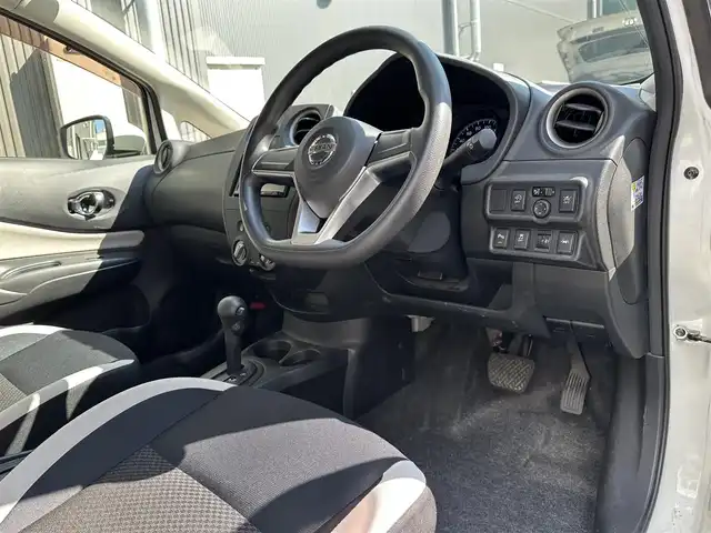 日産 ノート X 福島県 2019(平31)年 5.2万km ホワイト 社外ナビ(CD/USB)/ＥＴＣ/前後ドライブレコーダー/バックカメラ/前後コーナーセンサー/オートライト/レーンキープアシスト/衝突軽減システム/横滑り防止装置/プッシュスタート/スマートキー