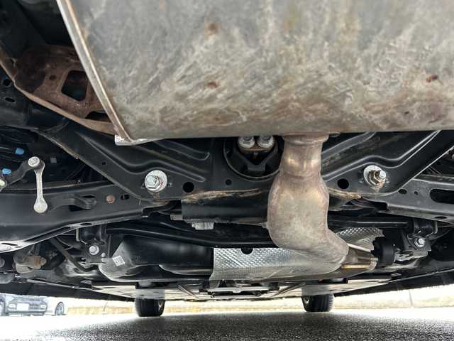 トヨタ プリウス SセーフティプラスⅡ 山形県 2022(令4)年 3.2万km アティチュードブラックマイカ 禁煙車/ワンオーナー/寒冷地仕様/4WD/純正ディスプレイオーディオ/・AM/FM/Bluetooth/レーダークルーズコントロール/レーンキープアシスト/プリクラッシュセーフティ/ブラインドスポットモニター/ロードサインアシスト/先行車発進検知/車線逸脱警報/横滑り防止装置/盗難防止装置/LEDヘッドライト/オートライト/オートハイビーム/フロントフォグランプ/全方位カメラ/モデリスタフルエアロ/純正エンジンスターター/純正フロアマット/純正ドアバイザー/保証書/取扱説明書