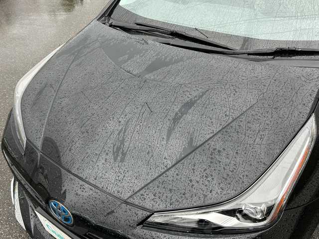 トヨタ プリウス SセーフティプラスⅡ 山形県 2022(令4)年 3.2万km アティチュードブラックマイカ 禁煙車/ワンオーナー/寒冷地仕様/4WD/純正ディスプレイオーディオ/・AM/FM/Bluetooth/レーダークルーズコントロール/レーンキープアシスト/プリクラッシュセーフティ/ブラインドスポットモニター/ロードサインアシスト/先行車発進検知/車線逸脱警報/横滑り防止装置/盗難防止装置/LEDヘッドライト/オートライト/オートハイビーム/フロントフォグランプ/全方位カメラ/モデリスタフルエアロ/純正エンジンスターター/純正フロアマット/純正ドアバイザー/保証書/取扱説明書