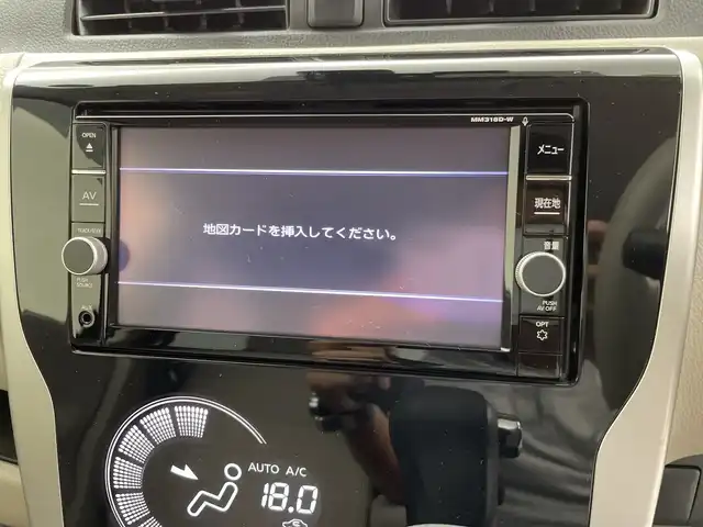 日産 デイズ X 三重県 2018(平30)年 1.2万km アッシュブラウンM 禁煙車　/純正ナビ　/アラウンドビューモニター　/エマージェンシーブレーキ　/純正前方ドライブレコーダー　/前後コーナーセンサー　/オートＡＣ　/スマートキー　/プッシュスタート　/アイドリングストップ　/ベンチシート