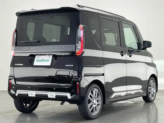 三菱 デリカミニ T プレミアム 愛知県 2025(令7)年 0.1千km アメジストブラック T　PREMIUM　/9型ディスプレイオーディオ（121330）　/サイドデカール（33440）/届出済未使用車　純正９型ＤＡ　デジイン　マイパイロット　ハンズフリーパワスラ　全方位カメラ　シートヒーター　ｅ－アシスト　衝突軽減　追従クルコン　ダウンヒルアシスト　ＬＥＤオートライト　パドルシフト　ルーフレール　オートハイビーム　レーンキープ　後退出庫サポート　黒ハーフレザー　アイドリングストップ　純正AW　カーテンエアバッグ　プッシュスタート　スマートキー　デジタルインナーミラー　カープレイ対応　AppleCarPlay AndroidAuto