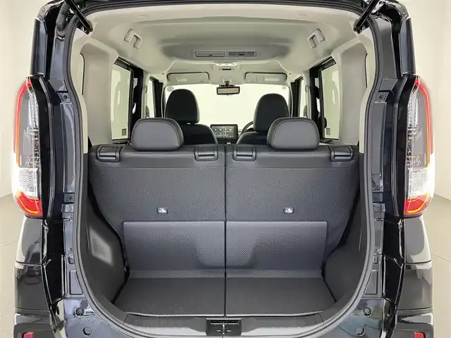 三菱 デリカミニ T プレミアム 愛知県 2025(令7)年 0.1千km アメジストブラック T　PREMIUM　/9型ディスプレイオーディオ（121330）　/サイドデカール（33440）/届出済未使用車　純正９型ＤＡ　デジイン　マイパイロット　ハンズフリーパワスラ　全方位カメラ　シートヒーター　ｅ－アシスト　衝突軽減　追従クルコン　ダウンヒルアシスト　ＬＥＤオートライト　パドルシフト　ルーフレール　オートハイビーム　レーンキープ　後退出庫サポート　黒ハーフレザー　アイドリングストップ　純正AW　カーテンエアバッグ　プッシュスタート　スマートキー　デジタルインナーミラー　カープレイ対応　AppleCarPlay AndroidAuto