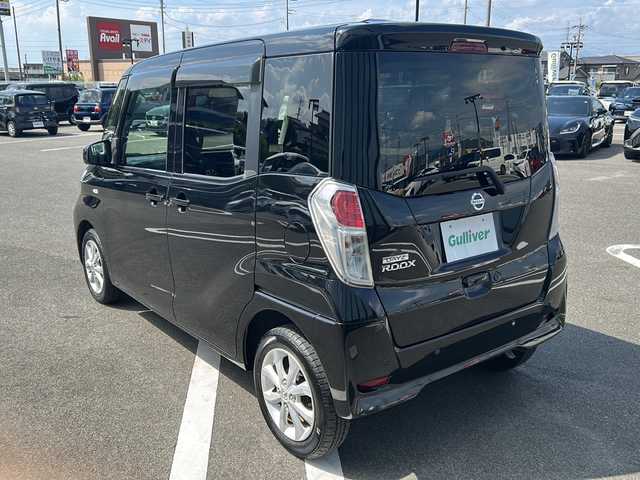 日産 デイズ ルークス X Vセレクション 岐阜県 2019(令1)年 2.7万km ブラック 登録時走行距離26666km/社外７型ナビ　/フルセグＴＶ　/全方位カメラ　/両側パワースライドドア　/プッシュスタート　/スマートキー　/純正１４インチアルミホイール　/前後コーナーセンサー　/ドライブレコーダー　/オートライト/ワンオーナー/盗難防止装置/横滑り防止装置/アイドリングストップ/フロアマット/ドアバイザー/電動格納ミラー