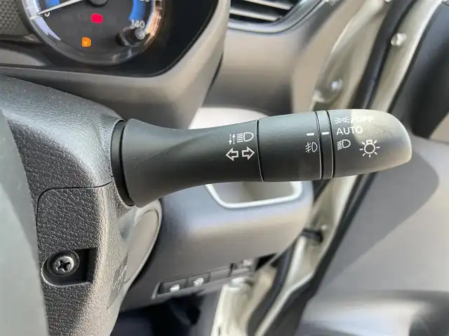 三菱 デリカミニ T プレミアム 滋賀県 2025(令7)年 0.1千km アイボリー 未使用車/純正9型ディスプレイオーディオ/Bluetooth/AppleCarPlay/AndoroidAuto/全方位カメラ/両側電動スライド/ハーフレザー/４WD/MI-PILOT/レーンキープ/クリアランスソナー/LEDヘッドライト/オートライト/オートハイビーム/シートヒーター（D/N）/ステアリングヒーター/ヒルディセントコントロール/電動パーキングブレーキ/オートブレーキホールド/DiM/パドルシフト/プッシュスタート/スマートキー/ステアリングリモコン/衝突軽減