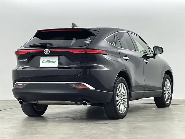 トヨタ ハリアー Z レザーパッケージ 福島県 2020(令2)年 3.9万km ブラック トヨタセーフティセンス/・衝突被害軽減システム/・プロアクティブドライビング/・クリアランスソナー/・ロードサイン/・先行車発進お知らせ機能/・ブラインドスポットモニター/純正12.3インチディスプレイオーディオ/・フルセグ/TV/BT/USB/AUX/SD/AM/FM/全方位カメラ/ACC/LEDオートライト/・フォグランプ/・オートハイビーム/レザーシート/・パワーシート/・シートヒーター/・エアーシート/・シートメモリー/純正アルミホイール付きサマータイヤ/革ステアリング/・ステアリングリモコン/ヘッドアップディスプレイ/・デジタルインナーミラー/・パワーゲート/電子パーキング/・ブレーキホールド/電動格納ミラー/・ウィンカーミラー/・オートミラー/アイドリングストップ/ATモード付MT/ETC2.0/ドラレコ/ドアバイザー/純正フロアマット/プッシュスタート/・スマートキー