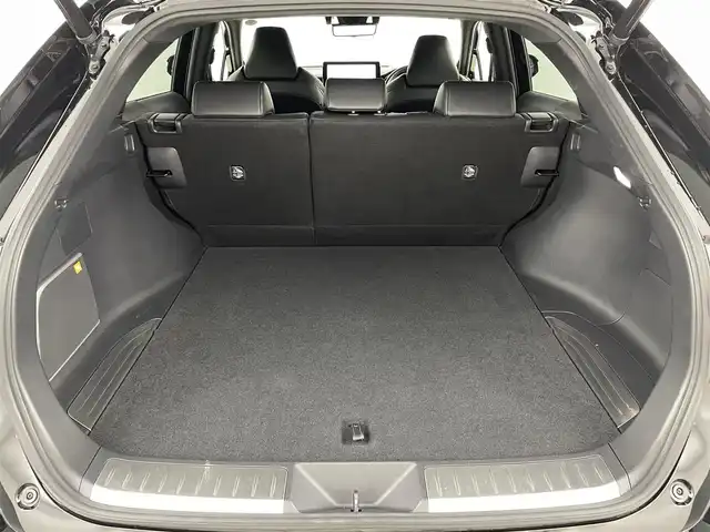 トヨタ ハリアー Z レザーパッケージ 福島県 2020(令2)年 3.9万km ブラック トヨタセーフティセンス/・衝突被害軽減システム/・プロアクティブドライビング/・クリアランスソナー/・ロードサイン/・先行車発進お知らせ機能/・ブラインドスポットモニター/純正12.3インチディスプレイオーディオ/・フルセグ/TV/BT/USB/AUX/SD/AM/FM/全方位カメラ/ACC/LEDオートライト/・フォグランプ/・オートハイビーム/レザーシート/・パワーシート/・シートヒーター/・エアーシート/・シートメモリー/純正アルミホイール付きサマータイヤ/革ステアリング/・ステアリングリモコン/ヘッドアップディスプレイ/・デジタルインナーミラー/・パワーゲート/電子パーキング/・ブレーキホールド/電動格納ミラー/・ウィンカーミラー/・オートミラー/アイドリングストップ/ATモード付MT/ETC2.0/ドラレコ/ドアバイザー/純正フロアマット/プッシュスタート/・スマートキー