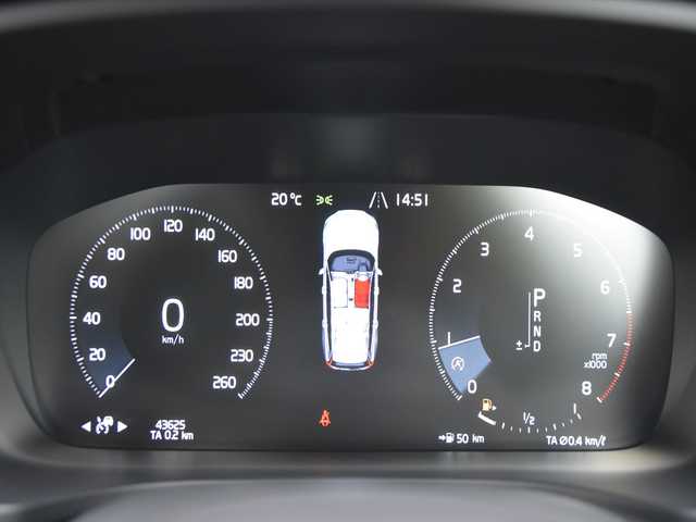 ボルボ Ｖ６０ T5 インスクリプション 和歌山県 2018(平30)年 4.4万km 赤 パノラマSR /黒革 /HUD /CarPlay /ACC /ナビ /TV /360度カメラ/オートテールゲート /harman/kardon /前後ドラレコ /マッサージシート /ベンチレーション /シートヒーター /BSM/LKA /CTA /パークアシスト /純18incAW /LED /ETC/スペアキー