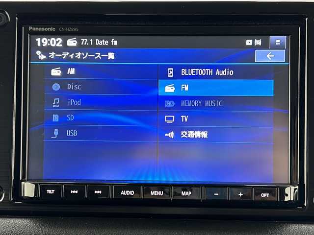 スズキ ジムニー XC 宮城県 2024(令6)年 0.7万km シフォンアイボリーM 4WD/純正ナビ/(AM/FM/BT/TV/iPod/SD/USB/CD/DVD)/バックカメラ/ビルトインETC/前後ドライブレコーダー/クルーズコントロール/ダウンヒルアシストコントロール/プッシュスタート/スマートキー/スペアキー/オートライト/オートマチックハイビーム/LEDヘッドライト/フォグランプ/ヘッドライトウォッシャー/ヘッドライトレベライザー/純正16インチアルミホイール/社外フロアマット