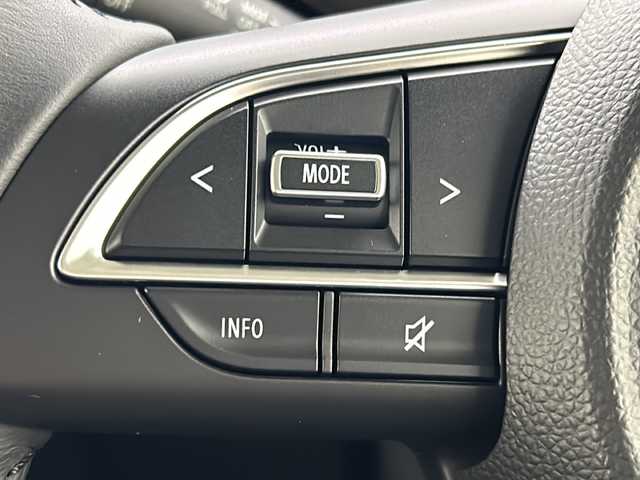 スズキ ジムニー XC 宮城県 2024(令6)年 0.7万km シフォンアイボリーM 4WD/純正ナビ/(AM/FM/BT/TV/iPod/SD/USB/CD/DVD)/バックカメラ/ビルトインETC/前後ドライブレコーダー/クルーズコントロール/ダウンヒルアシストコントロール/プッシュスタート/スマートキー/スペアキー/オートライト/オートマチックハイビーム/LEDヘッドライト/フォグランプ/ヘッドライトウォッシャー/ヘッドライトレベライザー/純正16インチアルミホイール/社外フロアマット