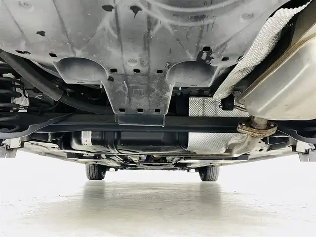 マツダ デミオ 13S 福島県 2018(平30)年 3.9万km アークティックホワイト スマートシティ－ブレーキサポート/・車線逸脱警報システム/・パーキングセンサー/・ブラインドスポットモニター/純正ナビ/・BT/USB/AM/FM/ETC/ステアリングリモコン/アイドリングストップ/USB入力端子/純正フロアマット/プッシュスタート/・リモコンキー