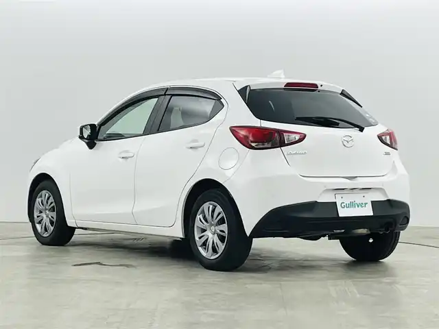 マツダ デミオ 13S 福島県 2018(平30)年 3.9万km アークティックホワイト スマートシティ－ブレーキサポート/・車線逸脱警報システム/・パーキングセンサー/・ブラインドスポットモニター/純正ナビ/・BT/USB/AM/FM/ETC/ステアリングリモコン/アイドリングストップ/USB入力端子/純正フロアマット/プッシュスタート/・リモコンキー