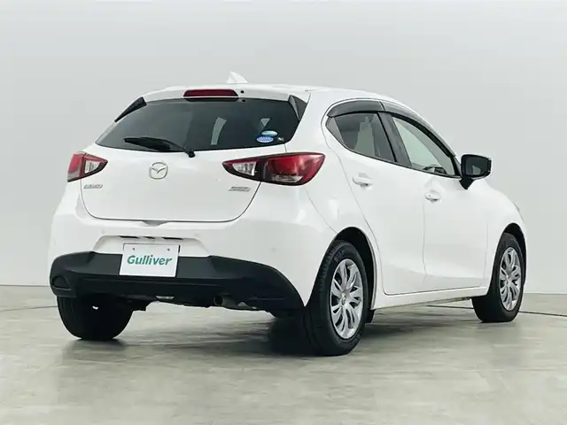 マツダ デミオ 13S 福島県 2018(平30)年 3.9万km アークティックホワイト スマートシティ－ブレーキサポート/・車線逸脱警報システム/・パーキングセンサー/・ブラインドスポットモニター/純正ナビ/・BT/USB/AM/FM/ETC/ステアリングリモコン/アイドリングストップ/USB入力端子/純正フロアマット/プッシュスタート/・リモコンキー