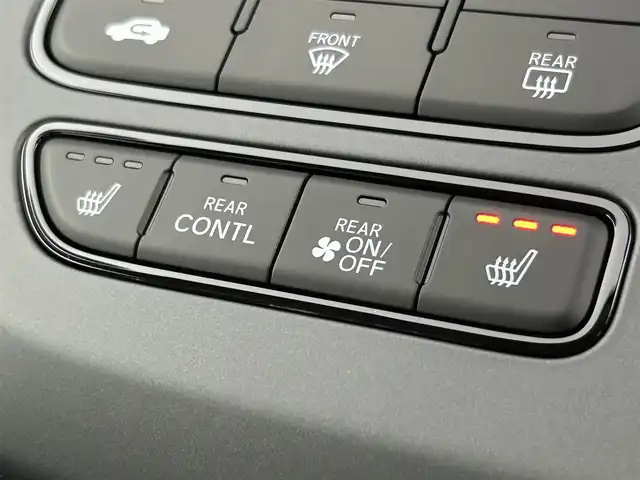 ホンダ フリード ハイブリット e:HEV AIR EX 千葉県 2025(令7)年 0.1千km プラチナホワイトパール 登録済未使用車/純正9インチコネクトナビ/・LXM-242ZFNi/・BT/ACP/AA/フルセグ/Honda SENSING/・衝突軽減ブレーキ（CMBS）/・先行車発進お知らせ機能/・歩行者事故低減ステアリング/・路外逸脱抑制機能/・標識認識機能/・渋滞追従機能付アダプティブクルーズコントロール（ACC）/・車線維持支援システム（LKAS）/・トラフィックジャムアシスト（渋滞運転支援機能）/・ブラインドスポットインフォメーション/・誤発進抑制機能/・後方誤発進抑制機能/・近距離衝突軽減ブレーキ/・急アクセル抑制機能/・パーキングセンサーシステム/・オートハイビーム/両側パワースライドドア/バックカメラ/前席シートヒーター/リアクーラー/2列目キャプテンシート(両側アームレスト付)/コーナーセンサー/スマートキー/スペアキー/純正15インチアルミホイール/取説・保証書/LEDヘッドライト/オートライト/コーナーセンサー/スマートキー/スペアキー/純正15インチアルミホイール/取説・保証書