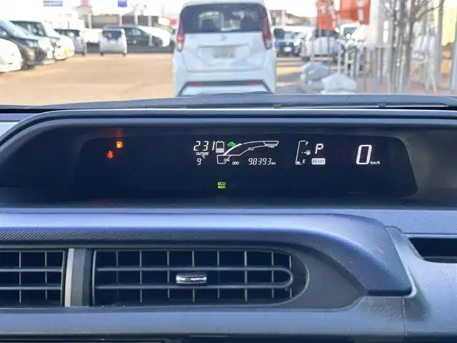 トヨタ アクア S 宮城県 2015(平27)年 9.9万km ダークバイオレットマイカメタリック 社外メモリナビ（MDV-L500）/・CD/DVD/・Bluetooth/・フルセグTV/バックカメラ/ETC/スマートキー＆プッシュスタート/スペアキー1本/電動格納ミラー/純正フロアマット/ドアバイザー/Wエアバッグ