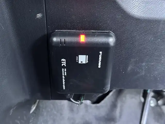 トヨタ アクア S 宮城県 2015(平27)年 9.9万km ダークバイオレットマイカメタリック 社外メモリナビ（MDV-L500）/・CD/DVD/・Bluetooth/・フルセグTV/バックカメラ/ETC/スマートキー＆プッシュスタート/スペアキー1本/電動格納ミラー/純正フロアマット/ドアバイザー/Wエアバッグ