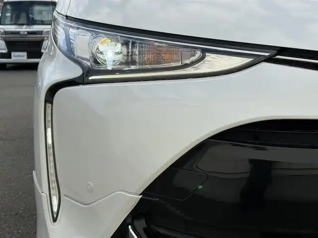 トヨタ エスティマ アエラス プレミアム 岩手県 2016(平28)年 4.7万km ホワイトパールクリスタルシャイン 禁煙車/ワンオーナー/4WD(切替)/ハーフレザー/純正11型フリップダウンモニター/両側パワースライドドア/デジタルインナーミラー/AC100V/フロント/サイドカメラ/運転席パワーシート/純正9インチナビ/→フルセグTV/Bluetooth/CD/DVD/FM/AM/バックカメラ/ステアリングスイッチ/クルーズコントロール/レーンキープアシスト/衝突軽減システム/横滑り防止装置/リアコーナーセンサー/オートライト/オートハイビーム/LEDヘッドライト/〇プッシュスタート/〇電動格納ミラー/〇ウィンカーミラー/〇ドアバイザー/〇フロアマット/〇シガーソケット/前後ドライブレコーダー/ビルトインETC/オットマン