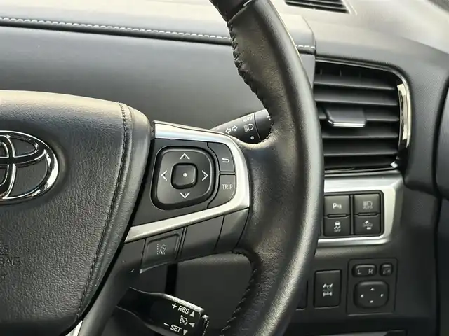 トヨタ エスティマ アエラス プレミアム 岩手県 2016(平28)年 4.7万km ホワイトパールクリスタルシャイン 禁煙車/ワンオーナー/4WD(切替)/ハーフレザー/純正11型フリップダウンモニター/両側パワースライドドア/デジタルインナーミラー/AC100V/フロント/サイドカメラ/運転席パワーシート/純正9インチナビ/→フルセグTV/Bluetooth/CD/DVD/FM/AM/バックカメラ/ステアリングスイッチ/クルーズコントロール/レーンキープアシスト/衝突軽減システム/横滑り防止装置/リアコーナーセンサー/オートライト/オートハイビーム/LEDヘッドライト/〇プッシュスタート/〇電動格納ミラー/〇ウィンカーミラー/〇ドアバイザー/〇フロアマット/〇シガーソケット/前後ドライブレコーダー/ビルトインETC/オットマン