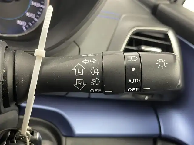 スバル ＸＶ ハイブリッド アドバンス 埼玉県 2019(平31)年 6.4万km クールグレーカーキ 純正ナビ　バックカメラ　ＢＳＭ　ＥＴＣ　ドライブレコーダー　アイサイト　レーダークルーズコントロール　純正アルミホイール　プッシュスタート　スマートキー　オートライト　ＬＥＤヘッドライト　地デジＴＶ