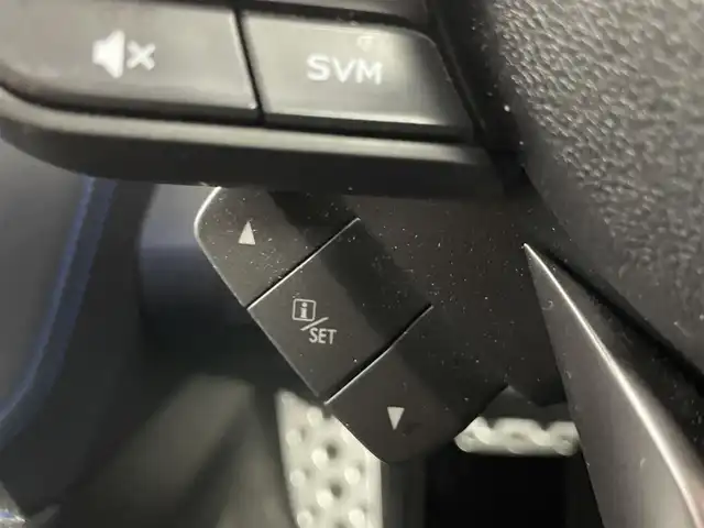 スバル ＸＶ ハイブリッド アドバンス 埼玉県 2019(平31)年 6.4万km クールグレーカーキ 純正ナビ　バックカメラ　ＢＳＭ　ＥＴＣ　ドライブレコーダー　アイサイト　レーダークルーズコントロール　純正アルミホイール　プッシュスタート　スマートキー　オートライト　ＬＥＤヘッドライト　地デジＴＶ