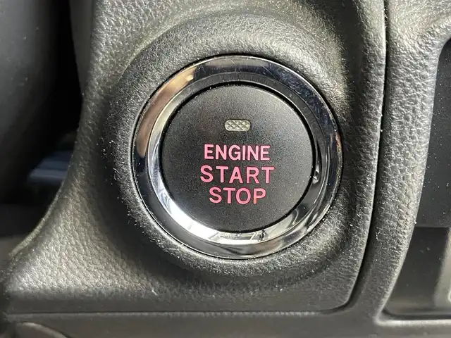 スバル ＸＶ ハイブリッド アドバンス 埼玉県 2019(平31)年 6.4万km クールグレーカーキ 純正ナビ　バックカメラ　ＢＳＭ　ＥＴＣ　ドライブレコーダー　アイサイト　レーダークルーズコントロール　純正アルミホイール　プッシュスタート　スマートキー　オートライト　ＬＥＤヘッドライト　地デジＴＶ