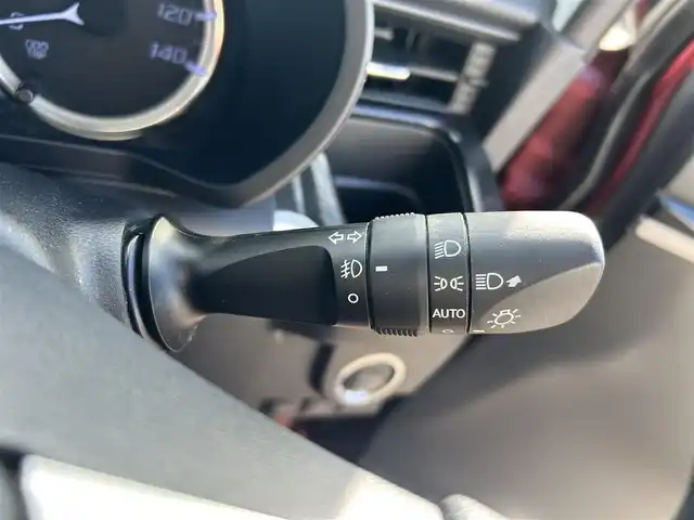 ダイハツ ムーヴ カスタム X LTDⅡ SAⅢ 富山県 2018(平30)年 4.3万km ファイアークォーツレッドM ワンオーナー/4WD/純正SDナビ(NMZK-W68D)/(AM/FM/CD/DVD/USB/ipod)/Bluetooth/カメラ(全方位、バック）/フルセグTV/衝突軽減システム/コーナーセンサー/レーンキープアシスト/オートマチックハイビーム/横滑り防止装置/盗難防止装置/シートヒーター　運転席/ベンチシート/ドアバイザー/純正AW/LEDライト/フォグランプ/取扱説明書/保証書