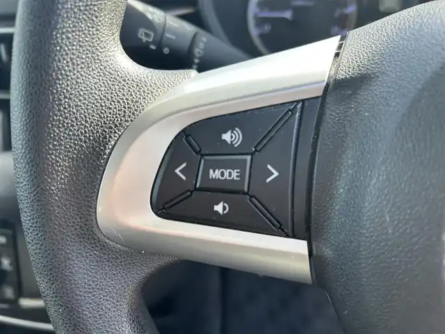 ダイハツ ムーヴ カスタム X LTDⅡ SAⅢ 富山県 2018(平30)年 4.3万km ファイアークォーツレッドM ワンオーナー/4WD/純正SDナビ(NMZK-W68D)/(AM/FM/CD/DVD/USB/ipod)/Bluetooth/カメラ(全方位、バック）/フルセグTV/衝突軽減システム/コーナーセンサー/レーンキープアシスト/オートマチックハイビーム/横滑り防止装置/盗難防止装置/シートヒーター　運転席/ベンチシート/ドアバイザー/純正AW/LEDライト/フォグランプ/取扱説明書/保証書