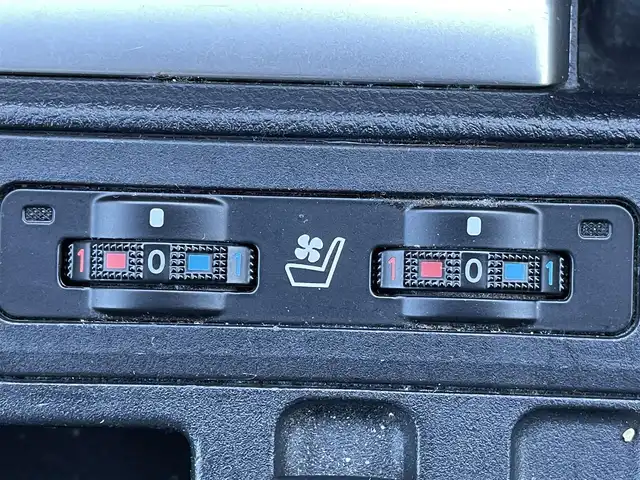 トヨタ ランドクルーザー プラド TX-L 70thアニバーサリーLTD 群馬県 2021(令3)年 5万km ホワイトパールクリスタルシャイン 純正９インチナビ　/フルセグ・ＨＤＭＩ・Ｂｌｕｅｔｏｏｔｈ　/フロント・バックカメラ　/ホワイトレタータイヤ　/前後ドライブレコーダー　/スマートキー２本　/シートエアコン　/茶革　/衝突軽減ブレーキ　/レーンアシスト