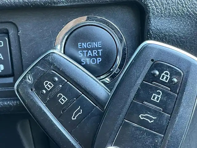 トヨタ ランドクルーザー プラド TX-L 70thアニバーサリーLTD 群馬県 2021(令3)年 5万km ホワイトパールクリスタルシャイン 純正９インチナビ　/フルセグ・ＨＤＭＩ・Ｂｌｕｅｔｏｏｔｈ　/フロント・バックカメラ　/ホワイトレタータイヤ　/前後ドライブレコーダー　/スマートキー２本　/シートエアコン　/茶革　/衝突軽減ブレーキ　/レーンアシスト