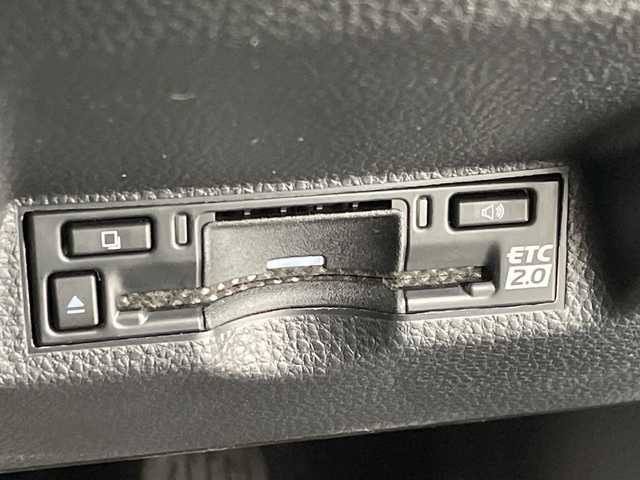 トヨタ ヤリスクロス ハイブリッド Z 群馬県 2025(令7)年 1万km ブラックマイカ 純正８型デイスプレイオーディオ　全周囲カメラ　ドラレコ　ビルトインＥＴＣ２．０　レーンアシスト　オートハイビーム　シートヒーター　ステアリングヒーター　ハーフレザー　衝突被害軽減システム　ＬＥＤ　禁煙