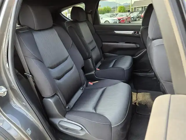 マツダ ＣＸ－８ XD プロアクティブ 鹿児島県 2018(平30)年 6.5万km マシーングレープレミアムM ワンオーナー/純正ナビ(Bluetooth/CD/DVD)/フルセグTV/バックカメラ/レーダークルーズコントロール/パーキングセンサー/アドバンスドスマートシティブレーキサポート/ブラインドスポットモニタリング/スマートブレーキサポート/レーンキープアシストシステム/交通標識認識システム/アクティブドライビングディスプレイ/ドライバーアテンションアラート/車線逸脱警報システム/ツインターボ/アダプティブLEDヘッドランプ/デュアルオートエアコン/本革巻きステアリング/ステアリングヒーター/D席ドライビングポジションメモリー/前席シートヒーター/2列目キャプテンシート/プレシャスアスト19インチアルミホイール/アドバンストキー/キーレスエントリーシステム/禁煙車
