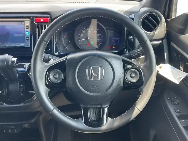 ホンダ Ｎ ＷＧＮ カスタム G ターボパッケージ 滋賀県 2017(平29)年 4.3万km シャイニンググレーM 純正SDナビ/・Bluetooth/ワンセグ/・CD/DVD/バックカメラ/革巻きステアリング/ステアリングリモコン/パドルシフト/ETC/ドライブレコーダー/クルーズコントロール/シートリフター/シティブレーキアクティブシステム/LEDオートライト/フォグライト/プッシュスタート/スマートキー