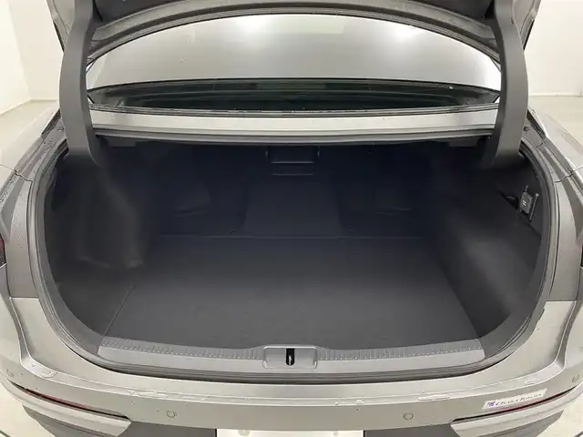 トヨタ クラウン クロスオーバー Z 埼玉県 2024(令6)年 0.2万km グレー 純正１２．３インチディスプレイオーディオ　パノラミックビューモニター　ＢＳＭ　ＨＵＤ　ビルトインＥＴＣ２．０　メモリシート　シートヒーター　ベンチレーション　レーダークルーズコントロール　ＬＥＤライト