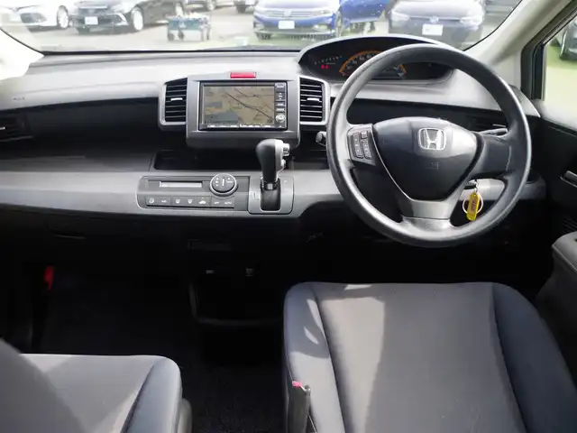 ホンダ フリード Gエアロ Lパッケージ 千葉県 2015(平27)年 6.6万km プレミアムナイトブルーパール 左パワースライドドア/右イージークローザードア/純正HDDナビ/地デジTV/【DVD/CD再生機能】/バックカメラ/ETC/HID/純正15インチアルミホイル/キーレス