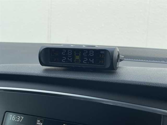 ルノー メガーヌ ルノースポール カップ 東京都 2018(平30)年 3.6万km オレンジ ディスプレイオーディオ/バックモニター/ミュージックサーバー/ミュージックプレイヤー接続/Bluetooth接続/バックモニター/ETC/パドルシフト/LEDヘッドライト/シートヒーター/シャシーカップ/トルセンLSD/開口部ガンメタリックF1ブレード付フロントエアロバンパー/チェッカーフラッグ型フロントフォグランプ/ガンメタリッククリアディヒューザー/クロームメッキ逆台形マフラー/245/35R19タイヤ/19インチ5本Y字スポークアルミホイール/レードブレーキキャリパー/手動パーキングブレーキ/ナッパ革/アルカンターラ巻きコンビステアリングホイール(パドルシフト無し)