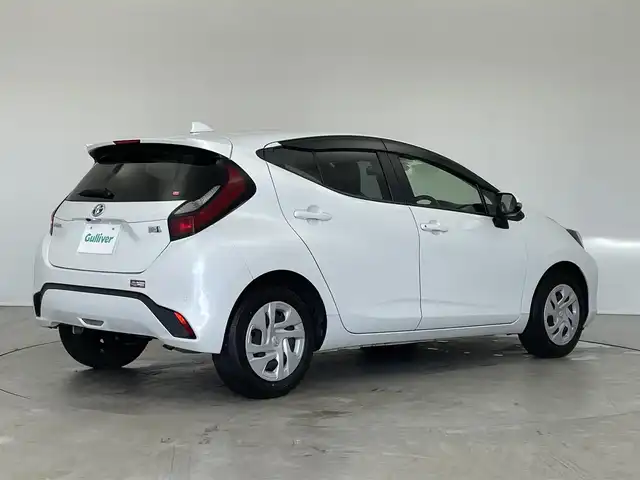 トヨタ アクア G 埼玉県 2021(令3)年 1.5万km プラチナホワイトパールマイカ 純正１０．５インチナビ　パノラミックビューモニター　ＢＳＭ　ドライブレコーダー　トヨタセーフティセンス　ビルトインＥＴＣ　ＡＣ１００Ｖ　レーダークルーズコントロール　オートライト　ＬＥＤライト