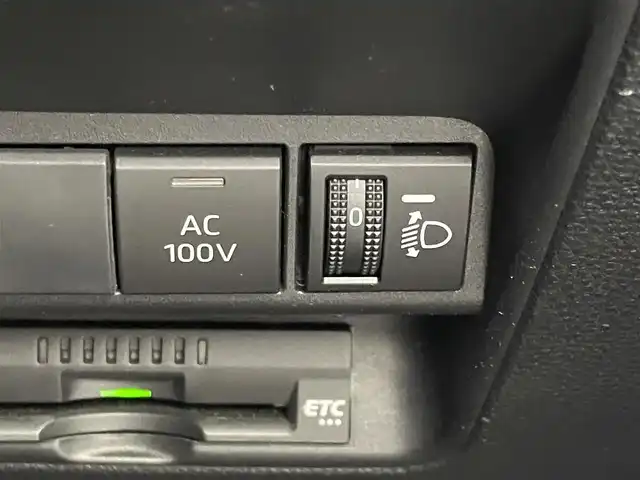 トヨタ アクア G 埼玉県 2021(令3)年 1.5万km プラチナホワイトパールマイカ 純正１０．５インチナビ　パノラミックビューモニター　ＢＳＭ　ドライブレコーダー　トヨタセーフティセンス　ビルトインＥＴＣ　ＡＣ１００Ｖ　レーダークルーズコントロール　オートライト　ＬＥＤライト