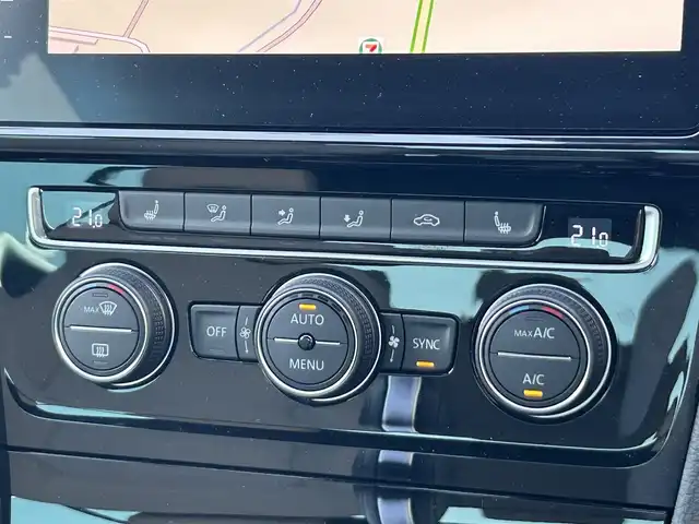 フォルクスワーゲン ゴルフ TDI ハイライン マイスター 奈良県 2020(令2)年 0.9万km パール 純正ナビ　/フルセグＴＶ　/BT/CD/DVD/SD/AUX/USB/バックカメラ　/レザーシート　/ＥＴＣ２．０　/シートヒーター　/パワーシート　/ドライブレコーダー　/前後コーナーセンサー　/クルーズコントロール　/衝突被害軽減システム　/ＬＥＤヘッドライト/オートライト/レーンキープアシスト/スマートキー/ターボ付き/パーキングアシスト/AUTOHOLD