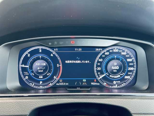 フォルクスワーゲン ゴルフ TDI ハイライン マイスター 大阪府 2020(令2)年 0.9万km パール ベージュ革/Dメモリ付きパワーシート/シートヒーター/ACC/純正ナビ/バックカメラ/TV/applecarplay/純正17インチAW/LEDヘッドライト/ブラインドスポット/クリアランスソナー/パドルシフト/ETC/ドラレコ/DYNAUDIO
