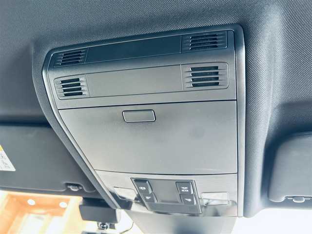 フォルクスワーゲン ゴルフ TDI ハイライン マイスター 大阪府 2020(令2)年 0.9万km パール ベージュ革/Dメモリ付きパワーシート/シートヒーター/ACC/純正ナビ/バックカメラ/TV/applecarplay/純正17インチAW/LEDヘッドライト/ブラインドスポット/クリアランスソナー/パドルシフト/ETC/ドラレコ/DYNAUDIO