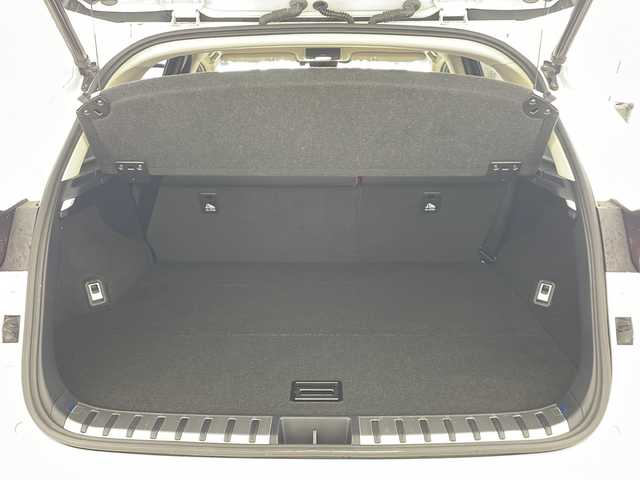レクサス ＮＸ 300 Iパッケージ 兵庫県 2018(平30)年 1.9万km ソニッククォーツ ・純正ナビ&TV&CD&DVD&SD&BT&USB&Miracast/・バックカメラ/・パワーバックドア/・ビルトインETC2.0/・LEXUSsafety/・レーダークルーズコントロール/・レーンディパーチャーアラート/・プリクラッシュセーフティ/・ロードサインアシスト/・レーンディパーチャーアラート/・3眼LEDオートライト/・LEDフォグランプ/・オートマチックハイビーム/・クリアランスソナー/・赤革シート/・パワーシート/・前席シートヒーター/・ステアリングヒーター/・ドアミラーヒーター/・パドルシフト/・ステアリングリモコン/・ブレーキホールド/・電動パーキングブレーキ/・アイドリングストップ/・純正18インチアルミホイール/・純正フロアマット/・防眩ミラー/・nanoe/・スペアキー/・ドアバイザー
