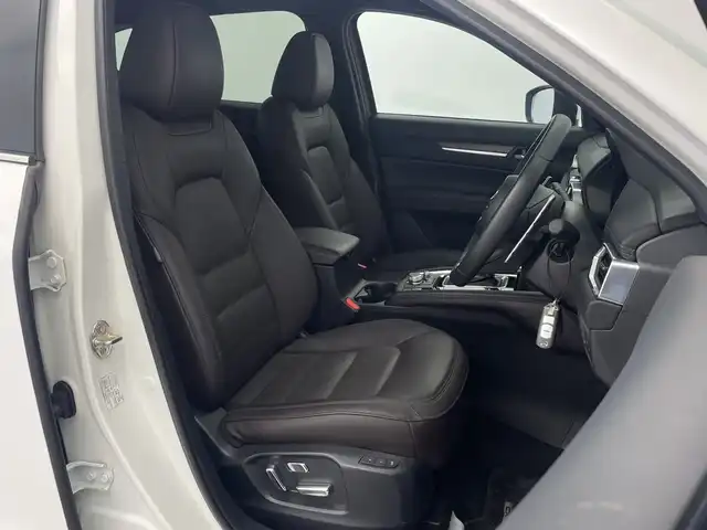 マツダ ＣＸ－５ XD エクスクルーシブモード 三重県 2019(平31)年 3.1万km スノーフレイクホワイトパールマイカ 禁煙車/純正ナビ/AM/FM/CD/DVD/BT/USB/AUX/フルセグTV/360°カメラ/電動リアゲート/衝突軽減ブレーキ/BSM/LKA/レーダークルーズ/HUD/コーナーセンサー（前後）/レザーシート/パワーシート（前席）/シートメモリ（D席）/シートヒーター /エアーシート/電子パーキングブレーキ/パドルシフト/革巻きステアリング/ステアリングスイッチ /LEDヘッドライト/ドライブレコーダー/ETC2.0/純正フロアマット/純正アルミホイール/スペアキー