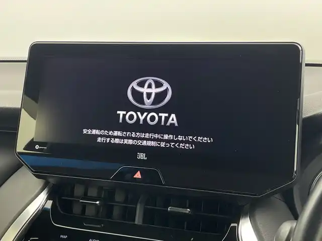 トヨタ ハリアー ハイブリッド Z 新潟県 2021(令3)年 4.9万km ホワイトパールクリスタルシャイン 純正ディラーオプションナビ/JBLサウンド/フルセグTV/ミラキャスト/Bluetooth/追従型クルーズコントロール/横滑り防止装置/前後コーナーセンサー/BSM/HUD/パワーバックドア/オートライト/オートマチックハイビーム/全方位カメラ/ミラー一体型ドライブレコーダー/純正LEDヘッドライト/純正フロアマット/純正アルミホイール