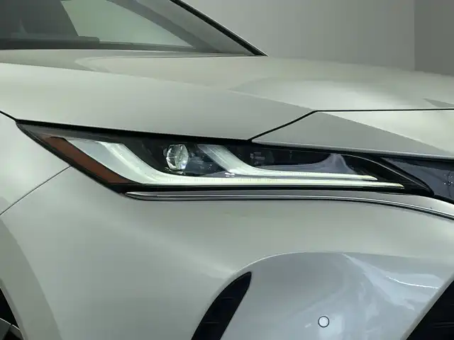 トヨタ ハリアー ハイブリッド Z 新潟県 2021(令3)年 4.9万km ホワイトパールクリスタルシャイン 純正ディラーオプションナビ/JBLサウンド/フルセグTV/ミラキャスト/Bluetooth/追従型クルーズコントロール/横滑り防止装置/前後コーナーセンサー/BSM/HUD/パワーバックドア/オートライト/オートマチックハイビーム/全方位カメラ/ミラー一体型ドライブレコーダー/純正LEDヘッドライト/純正フロアマット/純正アルミホイール