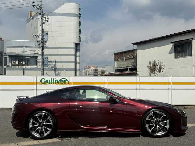 レクサス ＬＣ 500 Sパッケージ 愛知県 2017(平29)年 1.9万km ガーネットレッドマイカ /禁煙車//マークレビンソン//TRDエアロ//CFRPルーフ//CFRPスカーフプレート//Direct Shift10AT//アクティブリヤウィング//トルセンLSD//LDH//VDIM//21インチ鍛造AW/RFT//RS-Rダウンサス//スペーサー//カラーHUD//10.3インチディスプレイナビ//フルセグ/BT/USB/MSV//CD/DVD/microSD/AUX//ステアリング連動バックカメラ//ビルトインETC2.0//ドライブレコーダー//本革×アルカンターラシート//パワーシート&ランバーサポート/D席メモリー式//シートヒーター/シートベンチレーター//ハンドルヒーター//レクサスセーフティシステム＋//PCS/LKA/ACC/AHB/BSM/RCTA//クリアランスソナー//三眼フルLEDヘッドライト//コーナリングライト//リヤフォグランプ//パドルシフト//TRC//ドライブモード//SPORT＋/SPORT/Comfort/ECO/SNOWモード//ABH//革巻きステアリング/ステアリングリモコン//電動格納ステアリング//電動チルト&テレスコピックステアリング//オートリトラクタブルウィンカーミラー//プッシュスタート/スペアスマートキー//純正フロアマット/純正ラゲージマット//保証書/取扱説明書/ナビ取扱説明書//点検整備記録簿H30.31R1.2.3.4.6