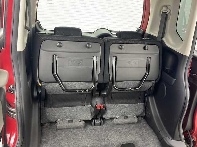 ホンダ Ｎ ＢＯＸ カスタム G SSパッケージ 秋田県 2015(平27)年 5.2万km ミラノレッド ワンオーナー/４WD/安心パッケージ/ナビ装着用スペシャルパッケージ/純正ギャザーズナビ/　CD/DVD/SD/USB/ワンセグ/バックカメラ/ETC/衝突軽減ブレーキ/横滑り防止/前席シートヒーター/アイドリングストップ/HIDヘッドライト/フォグライト/オートライト/プッシュスタート/スマートキー/純正フロアマット/ドアバイザー/オートエアコン/プッシュスタート/フォグライト/ウィンカーミラー/革巻きステアリング/両側ぱわースライドドア/ホンダECON/スタリングリモコン