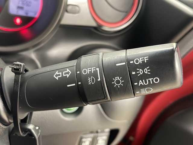 ホンダ Ｎ ＢＯＸ カスタム G SSパッケージ 秋田県 2015(平27)年 5.2万km ミラノレッド ワンオーナー/４WD/安心パッケージ/ナビ装着用スペシャルパッケージ/純正ギャザーズナビ/　CD/DVD/SD/USB/ワンセグ/バックカメラ/ETC/衝突軽減ブレーキ/横滑り防止/前席シートヒーター/アイドリングストップ/HIDヘッドライト/フォグライト/オートライト/プッシュスタート/スマートキー/純正フロアマット/ドアバイザー/オートエアコン/プッシュスタート/フォグライト/ウィンカーミラー/革巻きステアリング/両側ぱわースライドドア/ホンダECON/スタリングリモコン