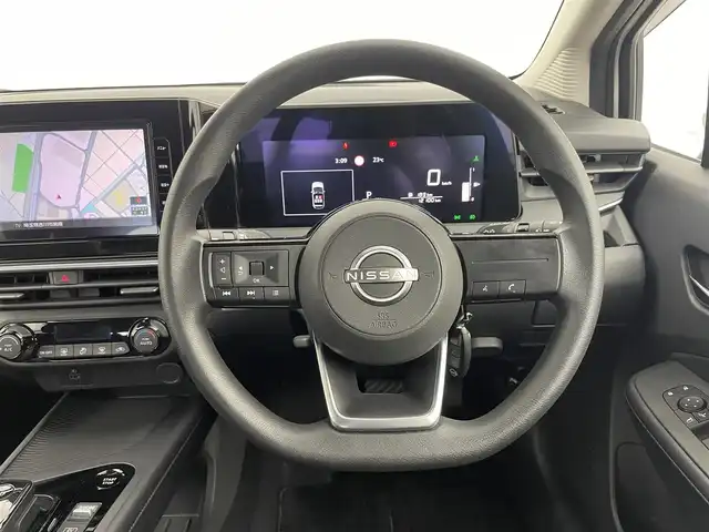 日産 ノート X 埼玉県 2021(令3)年 1.3万km ピュアホワイトパール メーカーナビ　バックカメラ　ビルトインＥＴＣ２．０　ドライブレコーダー　セーフティシステムプラス　レーダークルーズコントロール　メモリシート　ステアリングヒーター　シートヒーター　オートハイビーム