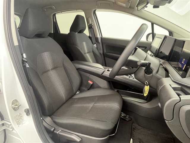 日産 ノート X 富山県 2021(令3)年 1.3万km ピュアホワイトパール 純正ナビ　/バックカメラ　/ビルトインＥＴＣ２．０　/ドライブレコーダー　/セーフティシステムプラス　/レーダークルーズコントロール/オートハイビーム