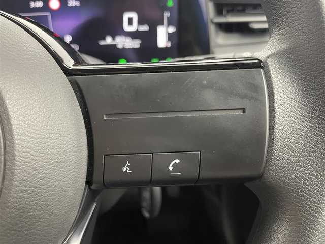 日産 ノート X 富山県 2021(令3)年 1.3万km ピュアホワイトパール 純正ナビ　/バックカメラ　/ビルトインＥＴＣ２．０　/ドライブレコーダー　/セーフティシステムプラス　/レーダークルーズコントロール/オートハイビーム